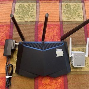 Tenda Wireless AC1900 Dual Band Gigabit Router AC18, plus FREE Netgear Extender!